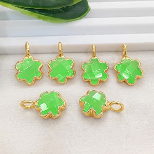 Dijes de Calcedonia Verde en Forma de Estrella, Electrochapados en Cobre, 10mm, para Joyería - Product Image 1