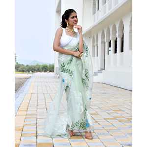 ผ้าซารีผู้หญิงแบบดั้งเดิมสวยงามมีสไตล์ น้ำหนักเบา ผ้าออร์แกนซ่าอย่างดี วาดลายด้วยมือ แห้งเร็ว ทรงปกติ เหมาะสำหรับงานแต่งงานริมชายหาด - Product Image 1