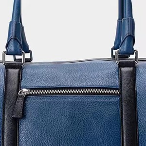 Sac de voyage de luxe OEM en cuir véritable et polyester, grande capacité, pour week-end et sport, avec coutures personnalisées - Product Image 5