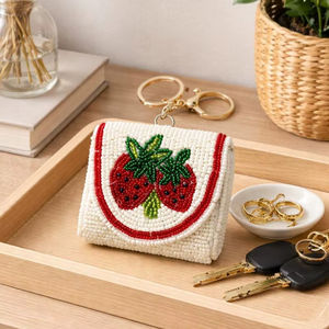 Porte-clés en perles fait main pour femmes, cordon personnalisé en perles de rocaille pour badge d'identification - Product Image 1