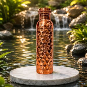 Botella de Cobre Auténtica Hecha a Mano para Almacenamiento de Agua, a Prueba de Fugas e Ideal para una Hidratación Diaria Saludable, Compre Directamente del Proveedor - Product Image 2
