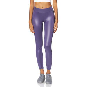 Leggings morados de cintura alta, ajustados, estilo deportivo, transpirables, de punto, con elastano, nailon y cuero. - Product Image 5