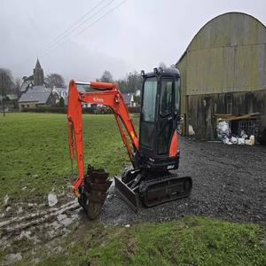 Mini-excavatrice d'occasion KUBOTA U25-3S 2,5 tonnes, excellent état, très bien entretenue, mini-excavatrices d'occasion en excellent état. - Product Image 6