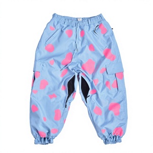 Pantalons de ski amples pour hommes, personnalisables en gros, imperméables 10 000 mm, coupe-vent, respirants, avec poches zippées pour l'hiver et le snowboard - Product Image 1