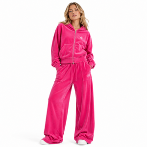 Ensemble de survêtement rose en velours pour femme avec sweat à capuche zippé et pantalon cargo utilitaire à cordon de serrage, broderie personnalisée, vêtements de sport en velours - Product Image 3