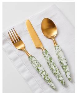 Ensemble de couverts modernes avec manches en terrazzo vert, acier inoxydable plaqué or, compatibles lave-vaisselle, pour les décorations de table de mariage - Product Image 3