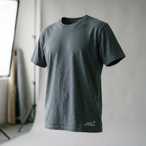 Camiseta de Lujo Personalizada para Hombre, 100% Algodón Pesado, Estilo Urbano, Hombros Caídos, Cuello Redondo, Secado Rápido, Transpirable, con Bolsillo - Product Image 1