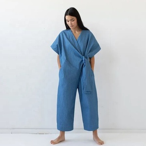 Combinaison longue en mousseline de coton indien pour femme, col en V, bretelles spaghetti, taille haute, respirante, écologique, avec pompons - Product Image 1