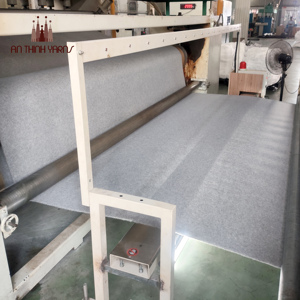 Tela no tejida transpirable e impermeable de poliéster ligero para tapicería de sofás y entretela de muebles - Product Image 5