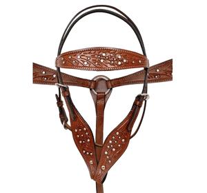 Cabezada, pechopetral y riendas de cuero marrón estilo western con adornos florales grabados a mano y cristales transparentes incrustados LLT - Product Image 1