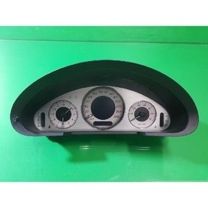 ชุดหน้าปัดรถยนต์ E-class ปี 2001-2006 มือสอง ของแท้ รหัสอะไหล่ A2115402547 - Product Image 1
