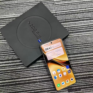 Vivo X200Pro 5G สมาร์ทโฟน Octa Core Snapdragon 800 ความจุ 12+256GB รองรับ 2 ซิม ปลดล็อคแล้ว หน้าจอ AMOLED 120Hz ชาร์จเร็ว 100W ระบบปฏิบัติการ Android 15 - Product Image 1