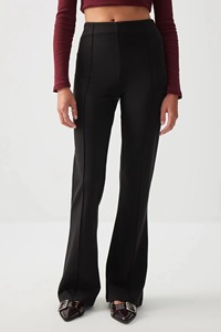 กางเกงโยคะผ่าข้างสำหรับผู้หญิง ราคาโรงงาน ยืดหยุ่นสูง กางเกงเลกกิ้งทรงบาน กางเกงขายาวทรงกว้าง รับผลิตแบรนด์ตามสั่ง - Product Image 6