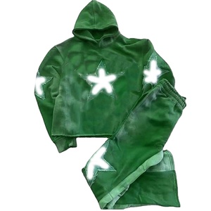 Ensemble de survêtement streetwear personnalisé vintage pour homme, comprenant un sweat à capuche zippé délavé à l'acide et un pantalon de jogging évasé à jambe droite - Product Image 1