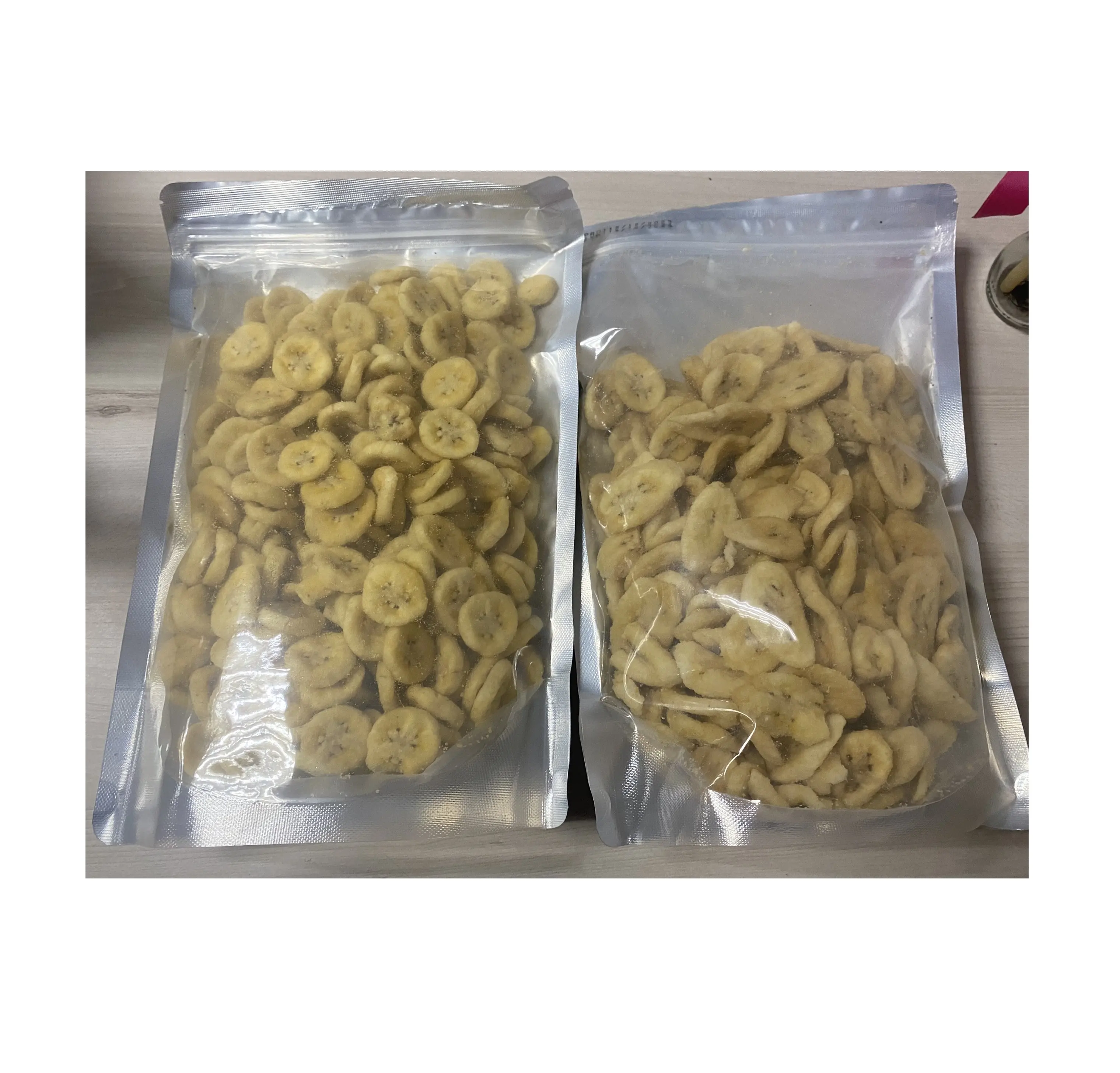 Emballage personnalisé Casse-croûte en vrac de banane séchée naturelle Croustilles de banane frites sous vide sandy.99gdgmailcom