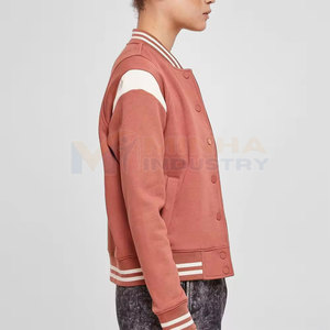 แจ็คเก็ตเลตเตอร์แมนสั่งทำสำหรับผู้หญิง ขายดี ดีไซน์โดดเด่น ราคาขายส่ง - Product Image 5
