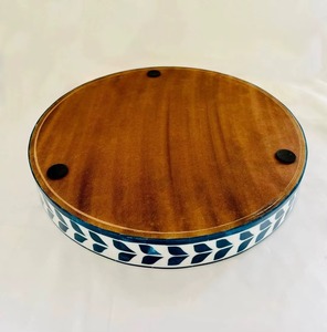 Plateau décoratif de luxe en os incrusté pour console et étagère, design gravé, pièce unique - Product Image 1