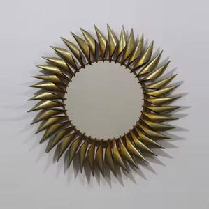 Espejo de Pared Metálico Rústico Industrial Estilo Granja, Perfecto para Decoración de Pared de Cabaña, Decoración de Lujo, Gran Venta - Product Image 1