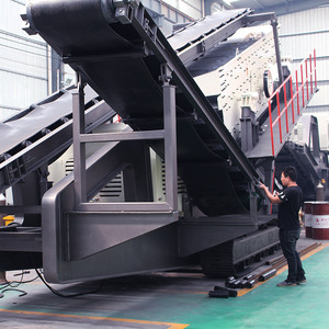 Zoomjo Di Động <span class=keywords><strong>Granite</strong></span> Máy Nghiền 250 Tấn Theo Dõi Gắn Di Động Rock Máy Nghiền Hàm Chi Phí Nhà Máy - Product Image 6