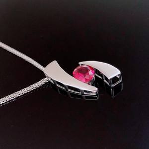 Collier Swift Design en argent sterling avec pendentif rubis rouge, pierre de naissance de juillet, cadeau pour femme pour un anniversaire de mariage - Product Image 3