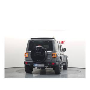 Jeep Wrangler 2.0 Overland 2023, Techo Descapotable, 4 Puertas, SUV, Caja de Cambios Automática, Volante a la Izquierda, Emisión Euro V, Asientos de Tela, Trasero, 57,584 km - Product Image 4