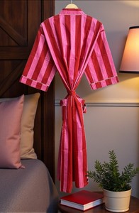 ชุดคลุมกิโมโนผ้าฝ้ายพิมพ์ลายบล็อก สวมใส่สบาย ระบายอากาศได้ดี เหมาะสำหรับเพื่อนเจ้าสาว ไซส์เดียว ชุดนอนฤดูร้อนสำหรับผู้หญิง - Product Image 2