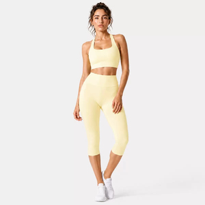 Women's Pink Seamless Yoga Sports Bra And <b>Leggings</b> Set Medium Support Halter Neck Square Neck High <b>Waist</b> Capri Length - Product Image 3