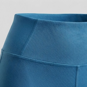 ชุดออกกำลังกายพรีเมียมแบบสามชิ้น ผ้าสแปนเด็กซ์/ไนลอน ป้องกันแบคทีเรีย กางเกงเลกกิ้ง กางเกงกีฬาขาสั้น ชุดโยคะ - Product Image 5