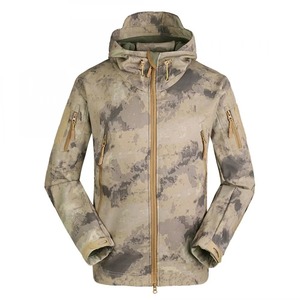 Veste Softshell à Capuche Camouflage Homme Multi-Poches Doublée Polaire Coupe-Vent pour Extérieur Motifs Forêt Désert Multicam Personnalisable OEM - Product Image 2