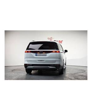 Kia Carnival Prestige 2023 de 9 Plazas, Volante a la Izquierda, Caja de Cambios Automática, Asientos de Cuero, Estándar Euro V - 25,764 Km, Modelo Gasolina - Product Image 3