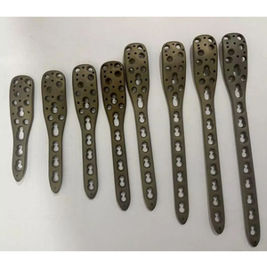 Kit de Plaques Orthopédiques Vétérinaires en Titane à Verrouillage 3,5 mm, 3 à 9 Trous, Réutilisables pour Implants Chirurgicaux Canins, 8 Pièces - Product Image 2