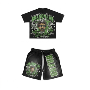 Conjunto de camiseta y pantalones cortos para mujer de algodón y poliéster premium de 280 GSM, color negro, con estampado abullonado y logotipo personalizado, 100% algodón. - Product Image 4