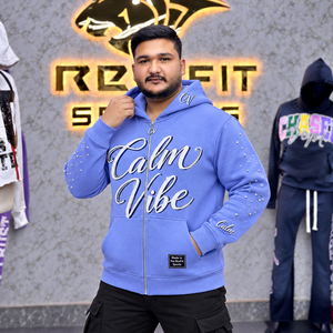 Sweat-shirt à capuche unisexe personnalisé en molleton zippé, coupe oversize, style streetwear, avec détail manches orné de strass, design graphique, étiquette personnalisée, OEM - Product Image 2