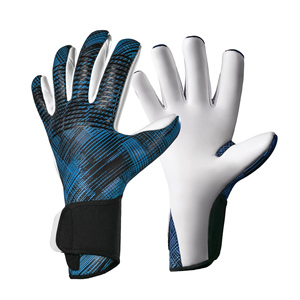 ถุงมือผู้รักษาประตู COSH SPORTS ระดับมืออาชีพ – จับกระชับมือและสวมใส่สบาย - Product Image 3
