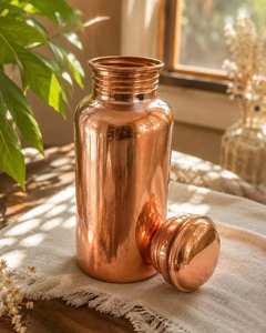 Botella de Agua Reutilizable de Cobre Puro Martillado, Portátil para Viajes, Diseño Moderno, SOFIYA CRAFT - Product Image 3