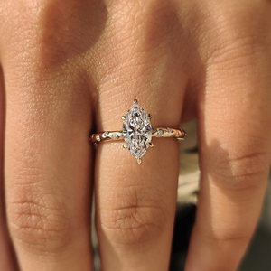 Anillo de compromiso clásico de oro macizo con diamante marquesa cultivado en laboratorio, banda pavé y engaste de 6 garras, regalo de joyería para mujer - Product Image 4