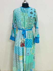 เดรสยาวผ้าฝ้ายทำมือสไตล์วินเทจจากอินเดีย ตกแต่งด้วยผ้าปะติดปะต่อ 100% แขนทรงร่ม สไตล์โบฮีเมียน สำหรับผู้หญิง ใส่สบายๆ ในฤดูใบไม้ร่วงและฤดูร้อน - Product Image 5