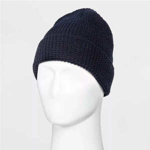Bonnet en tricot personnalisé avec strass, style streetwear tendance, luxe, bonnet en jacquard tricoté pour l'hiver, pour hommes et femmes - Product Image 2