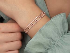 สร้อยข้อมือเงินแท้ 925 ทรงสี่เหลี่ยมลายกุหลาบ เครื่องประดับข้อมือทรงเรขาคณิตทันสมัย เครื่องประดับแฟชั่นสุดหรูสำหรับผู้หญิงและผู้ชาย - Product Image 4