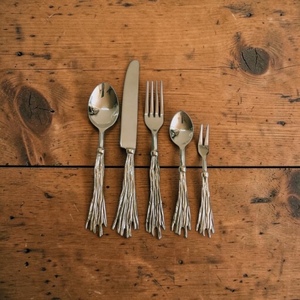 Silver Plated Minimalist Cutlery Set With Tassel Handles <b>Mirror</b> Finish Long Handle Creative Design For Wedding Use - Product Image 4