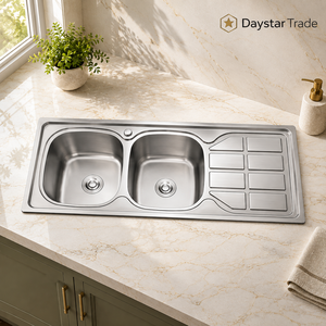 Évier de cuisine rectangulaire Daystar Trade en acier inoxydable moderne à cuve unique, à encastrer, quatre trous, surface brossée, avec robinet - Product Image 3