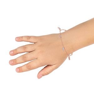 Bracelet à breloques étoile, lune et soleil en or rose pour femmes |   Bracelet ajustable en diamants CZ célestes |   Bijoux de mode de luxe - Product Image 4