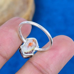 Bague en argent sterling 925 avec pierre précieuse en forme d'hexagone d'huître rose naturelle - Product Image 4