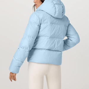 Veste matelassée personnalisée pour femme, coupe-vent, vêtements d'extérieur d'hiver, manteau chaud isolé, vente en gros, approvisionnement en vrac - Product Image 4