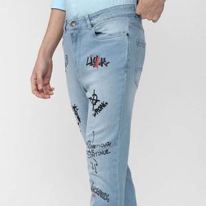 Jeans de hombre estilo urbano con estampado blanco, cintura alta, corte ajustado, novedad 2026, precio mayorista en oferta - Product Image 5