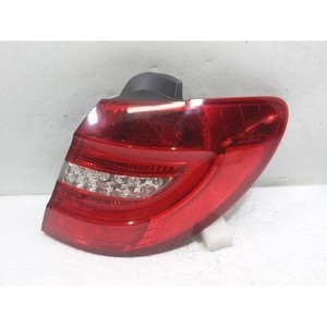 Luz Trasera Derecha Usada Clase B A2468200664 - Product Image 1