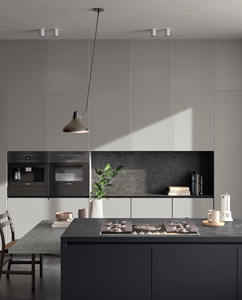 Dalles en pierre artificielle noire Nero Assoluto 1620x3240, 12 mm, en céramique sinterisée, pour comptoirs de cuisine et tables à manger sur mesure - Product Image 1