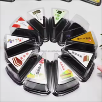Boîtes à gâteaux triangulaires jetables en plastique transparent en gros d'usine Dessert Cheesecake Containers PET Material accepter personnalisé.