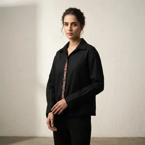 Conjunto de Camisa y Pantalones Bordados Negros para Mujer, Manga Larga, Cuello con Solapa, Puños Decorativos, Diseño Elegante, Ropa Casual de Oficina - Product Image 2