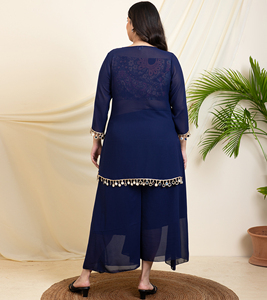 DEEBACO Ensemble 3 pièces Kurti Sharara décontracté en mélange de soie, longueur cheville, avec haut intérieur en satin imprimé, grande taille, col en V, 3/4 - Product Image 4